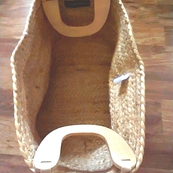 SOLD!!!!!Bag Weaved NWT Gorgeous Large Weaved Basket Style Bag - Picture 6 of 16